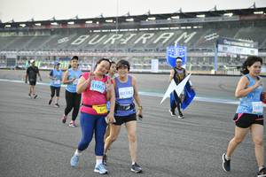 BIB: 11005, 80382, 1681
                            <button type="button" onclick="openModal(10722162)" class="btn btn-primary btn-sm float-right btn-popup" data-toggle="modal" data-target=".modal-high-quality">
                        <i class="fas fa-shopping-cart"></i> Add to Cart
                    </button>
                                            <button type="button" onclick="isThisMe(10722162, true)" class="btn btn-success btn-sm float-right btn-popup btn-isme hidden" data-toggle="tooltip" data-placement="bottom" title="นี่คือรูปของคุณใช่ไหม คลิกที่นี่เพื่อเอาเข้าอัลบั้ม">
                        <i class="fas fa-plus"></i> Add to album
                    </button>
                    <button type="button" onclick="isThisMe(10722162, false)" class="btn btn-warning btn-sm float-right btn-popup btn-isnotme hidden">
                        <i class="fas fa-ban"></i> Remove from album
                    </button>